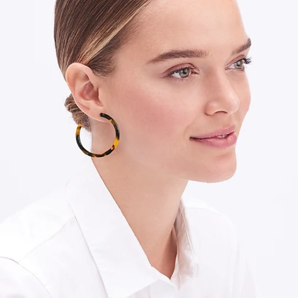 🆕 J Crew Thin Tortoise Small Hoop Earrings